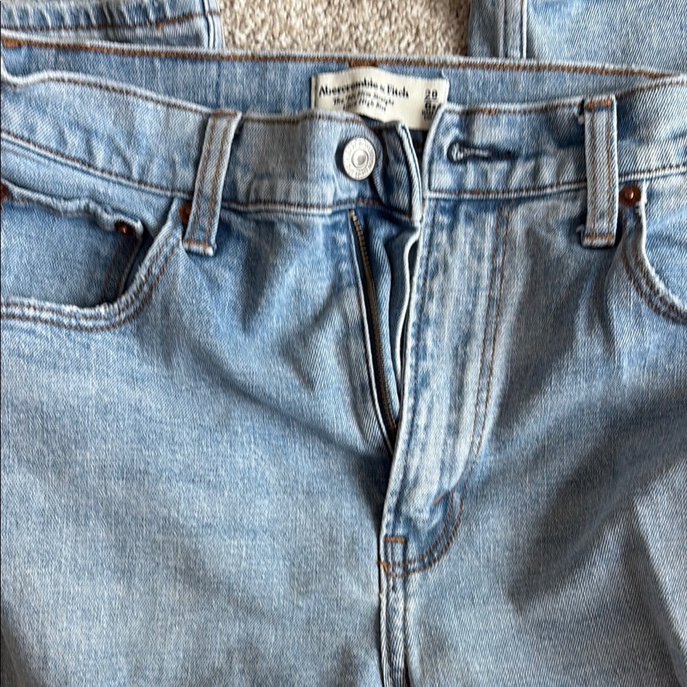 Abercrombie & Fitch Blue High Rise Jeans Light Wash